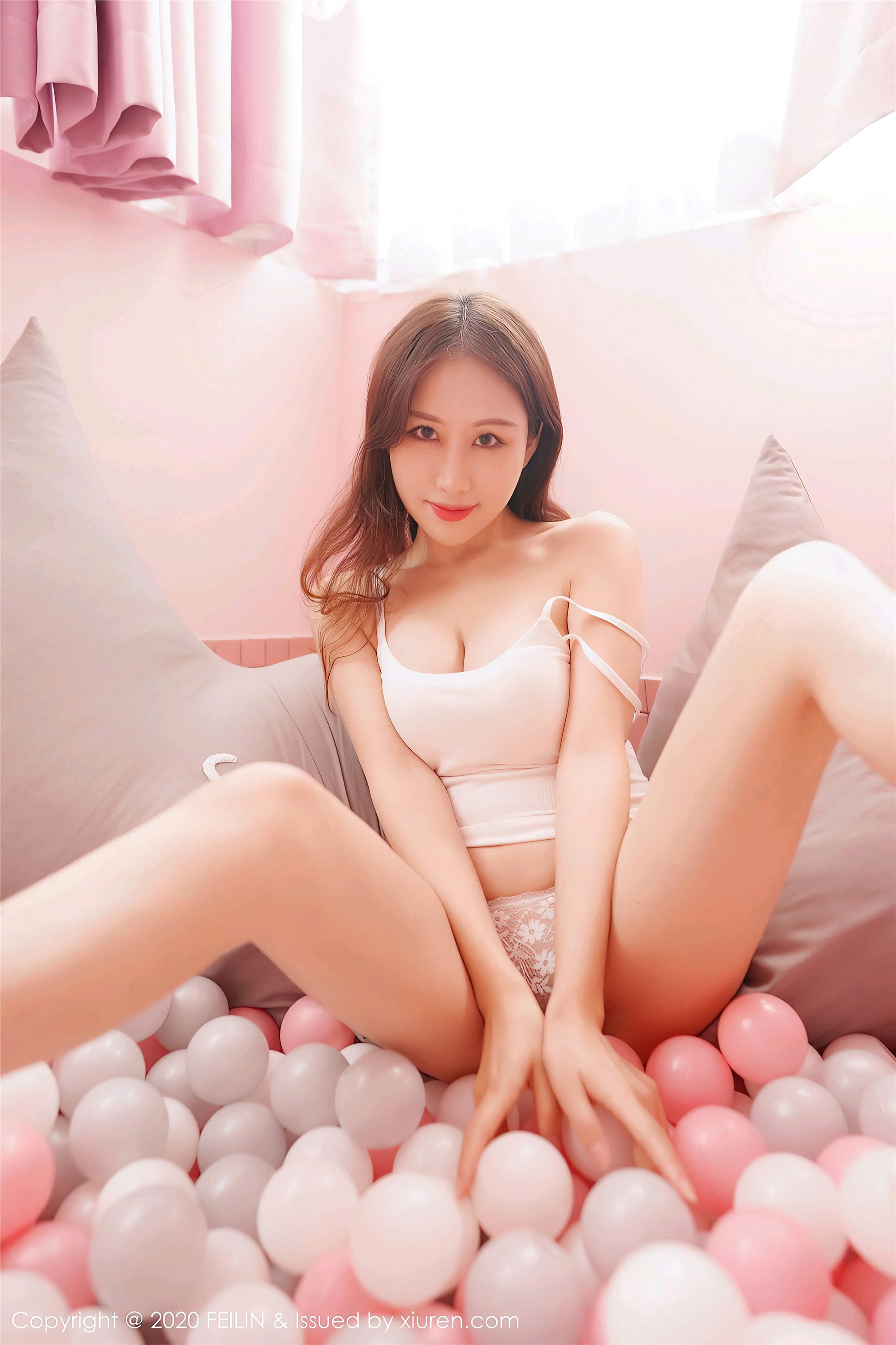 FEILIN嗲囡囡 2020.12.10 Vol.359 月音瞳